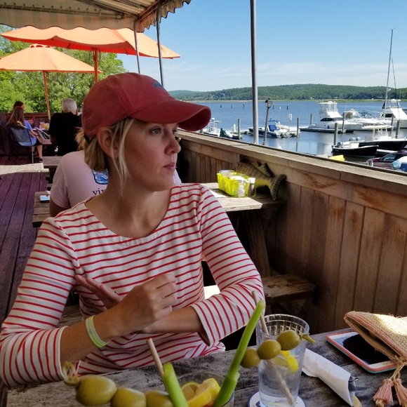 Meet your Posher, Sarah - Picture 1 of 1